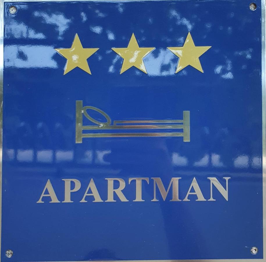 Apartman Luka Lägenhet Sinj Exteriör bild